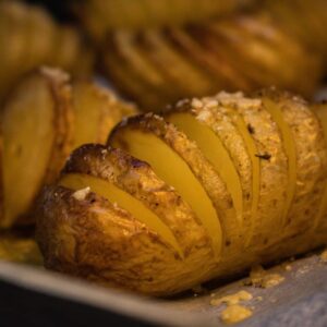 How to Bake Potatoes in the Oven 2