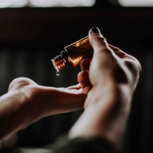 Detox massage tips with essential oils